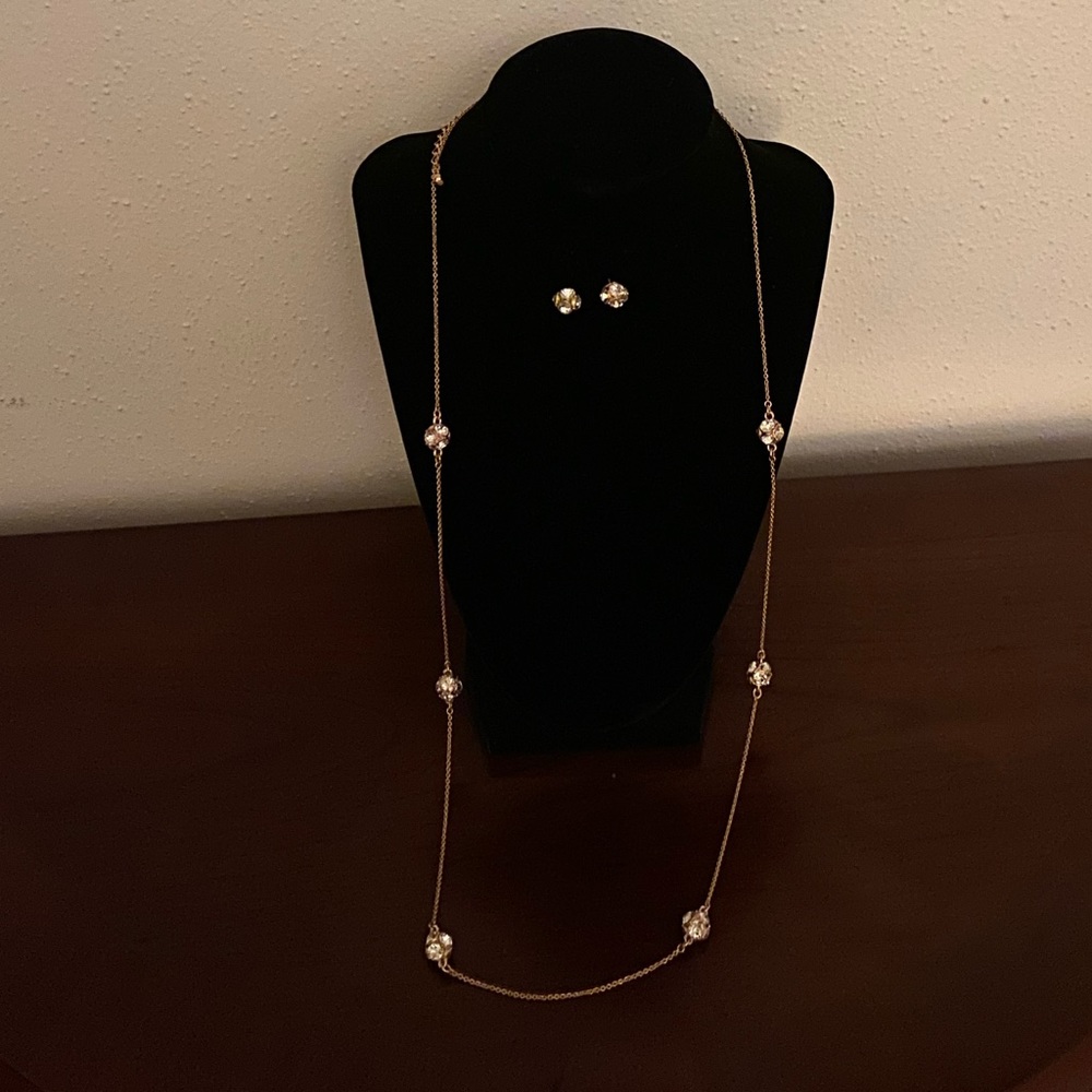 Beautiful gold necklace with earring set.